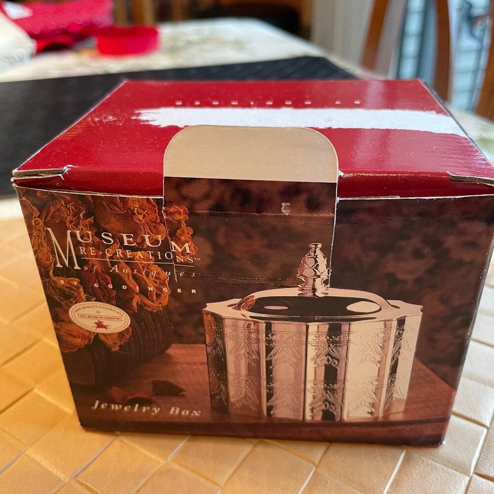 Vintage Godinger Museum Re-creations Silver Plate Jewelry Box w Lid New in Box